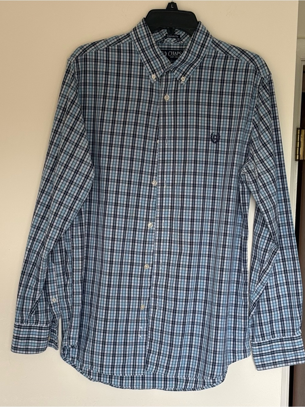 Chaps Men’s Plaid Button Down Shirt Long Sleeve Custom Fit Shades of Blue